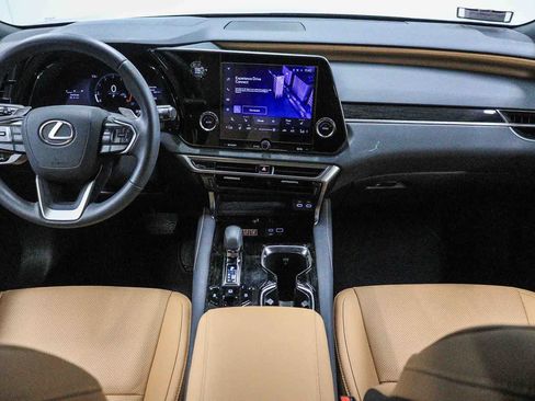 Used 2025 Lexus RX 350 FWD w/ Accessory Package image 13