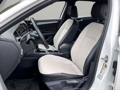 Used 2021 Volkswagen Jetta R-Line image 21