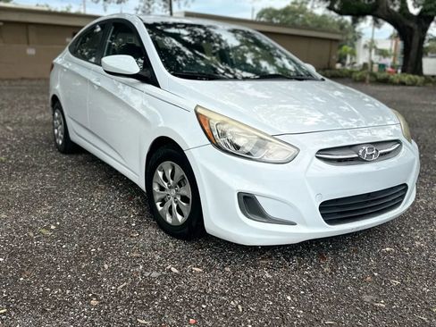 Used 2016 Hyundai Accent SE FWD image 3