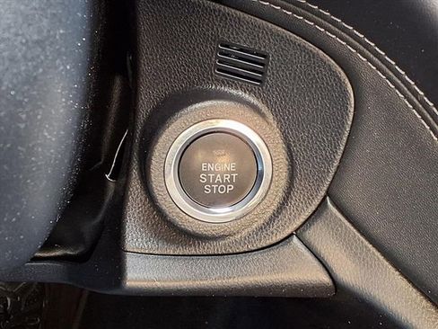 Used 2022 Subaru Outback Premium image 15