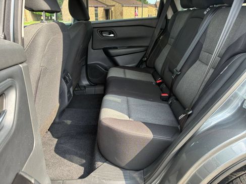 Used 2026 Nissan Rogue SV AWD/4WD image 27