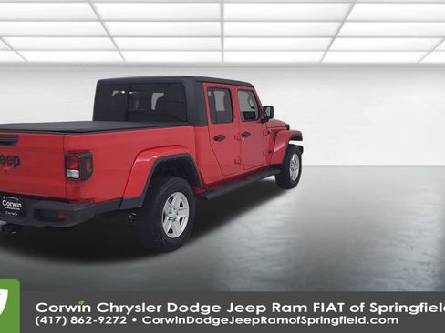 Used 2022 Jeep Gladiator Sport image 14