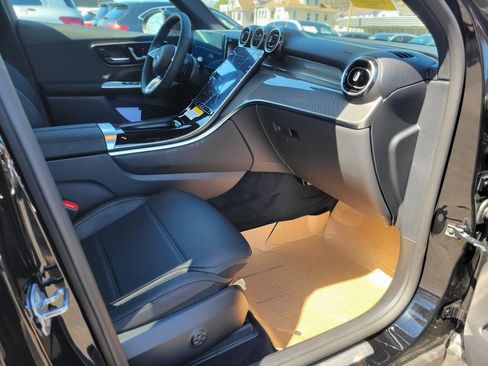 New 2026 Mercedes-Benz GLC 300 4MATIC image 9