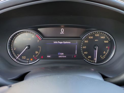 Used 2022 Cadillac XT4 Luxury w/ Driver Awareness Package image 22