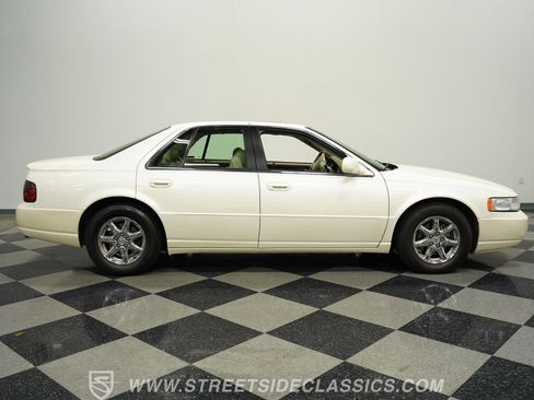 Used 1998 Cadillac Seville STS w/ Heated Seats Pkg image 14