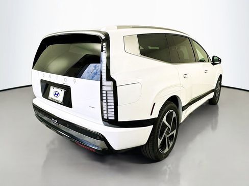 New 2026 Hyundai Ioniq 9 Calligraphy image 5