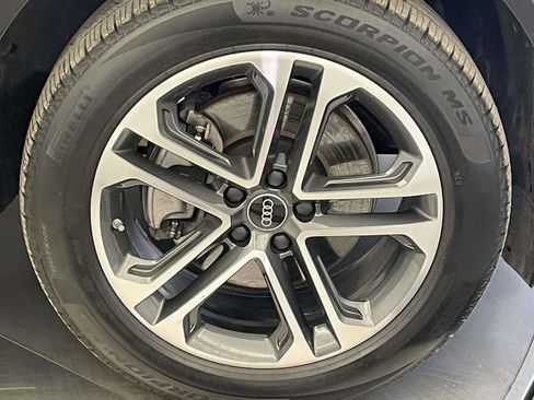 Certified 2025 Audi Q5 Premium w/ Convenience Package image 14