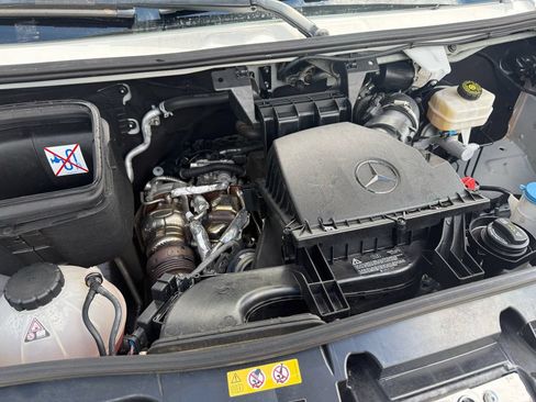 Used 2023 Mercedes-Benz Sprinter 3500 w/ Acoustic Package image 25