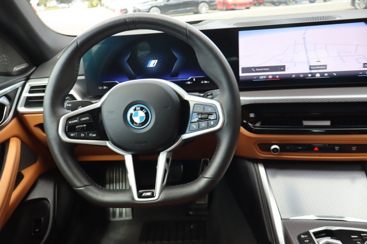 Used 2025 BMW i4 xDrive40i AWD/4WD image 14