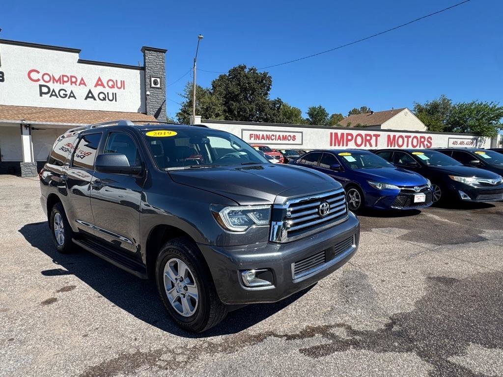 Used 2019 Toyota Sequoia SR5 w/ Premium Package RWD image 3