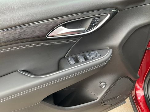 Certified 2023 Buick Envision Preferred AWD/4WD image 16