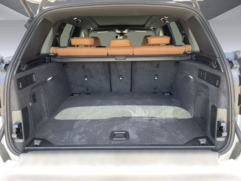 Used 2026 BMW X5 sDrive40i w/ M Sport Package image 29