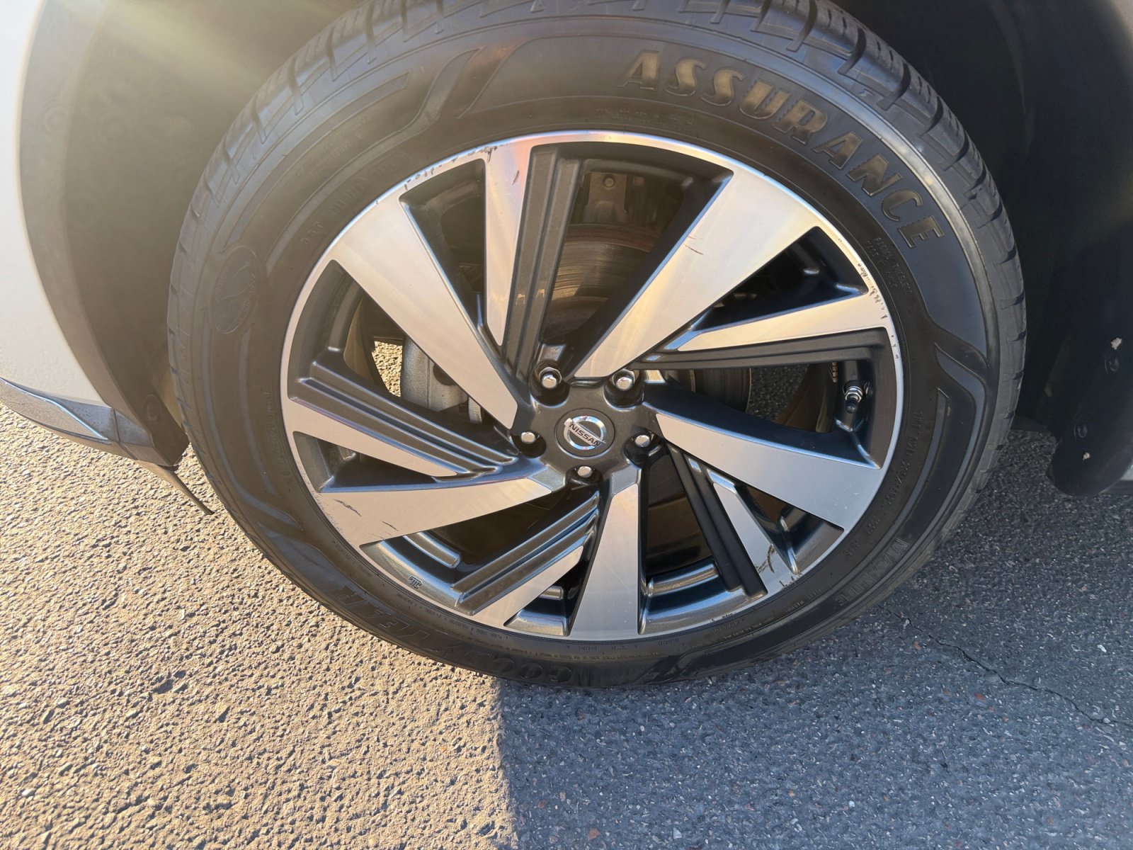 Used 2018 Nissan Murano Platinum FWD image 11