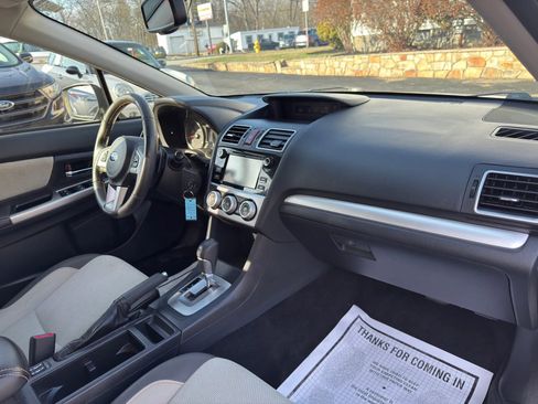 Used 2016 Subaru Crosstrek 2.0i Premium AWD/4WD image 23