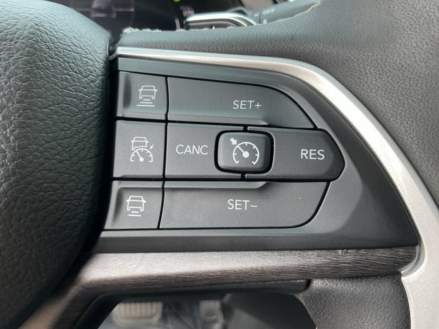 Used 2022 Jeep Grand Cherokee Limited 4xe w/ Luxury Tech Group II AWD/4WD image 20