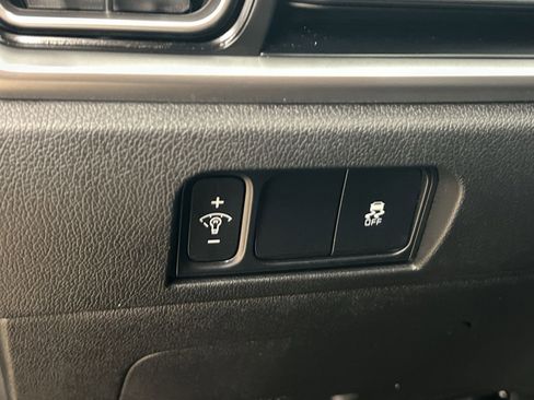 Used 2024 Kia Sorento S image 28