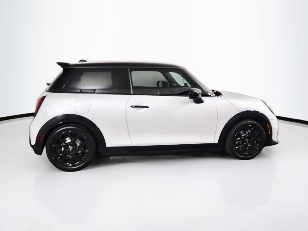 Used 2026 MINI Cooper S FWD image 4