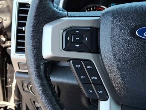 Certified 2019 Ford F150 Lariat w/ Equipment Group 502A Luxury image 23