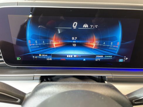 New 2025 Mercedes-Benz GLE 63 AMG S image 17