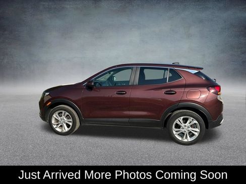 Used 2022 Buick Encore GX Preferred w/ Cold Weather Comfort Package AWD/4WD image 3