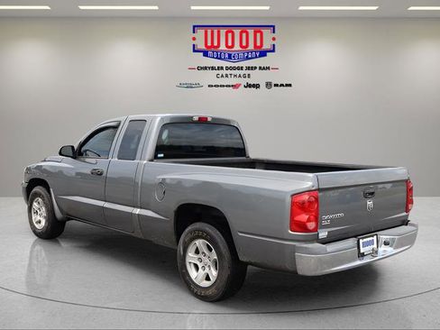 Used 2005 Dodge Dakota SLT w/ Interior Convenience Group RWD image 5