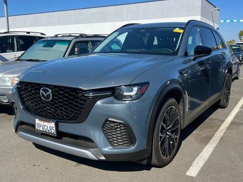 Used 2025 MAZDA CX-70 Plug-In Hybrid w/ Premium Pkg AWD/4WD image 2