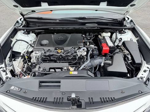 Used 2022 Toyota Camry SE w/ Carpet Mat Package (TMS) FWD image 37