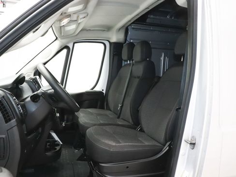 Used 2023 RAM ProMaster 2500 FWD image 18