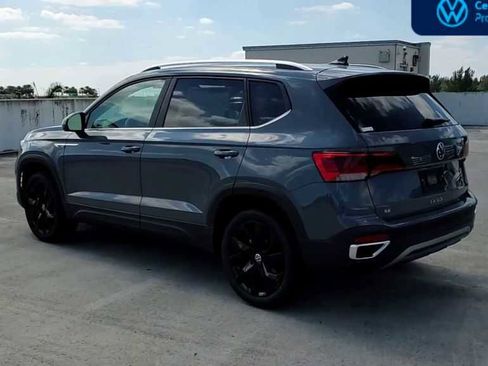 Used 2023 Volkswagen Taos SE image 6
