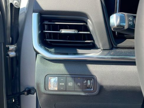 New 2026 GMC Terrain Elevation w/ Elevation Premium Package FWD image 22