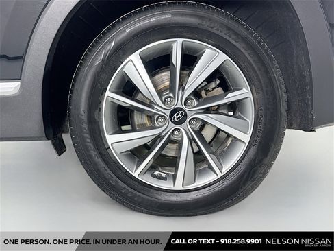 Used 2020 Hyundai Santa Fe SEL w/ Convenience Package image 30