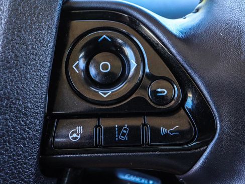 Used 2021 Toyota Prius XLE FWD image 13
