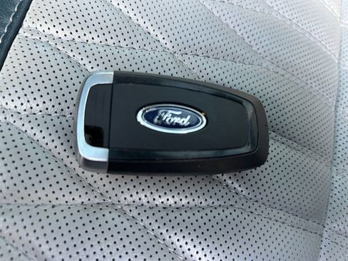 Used 2021 Ford F150 Limited image 33