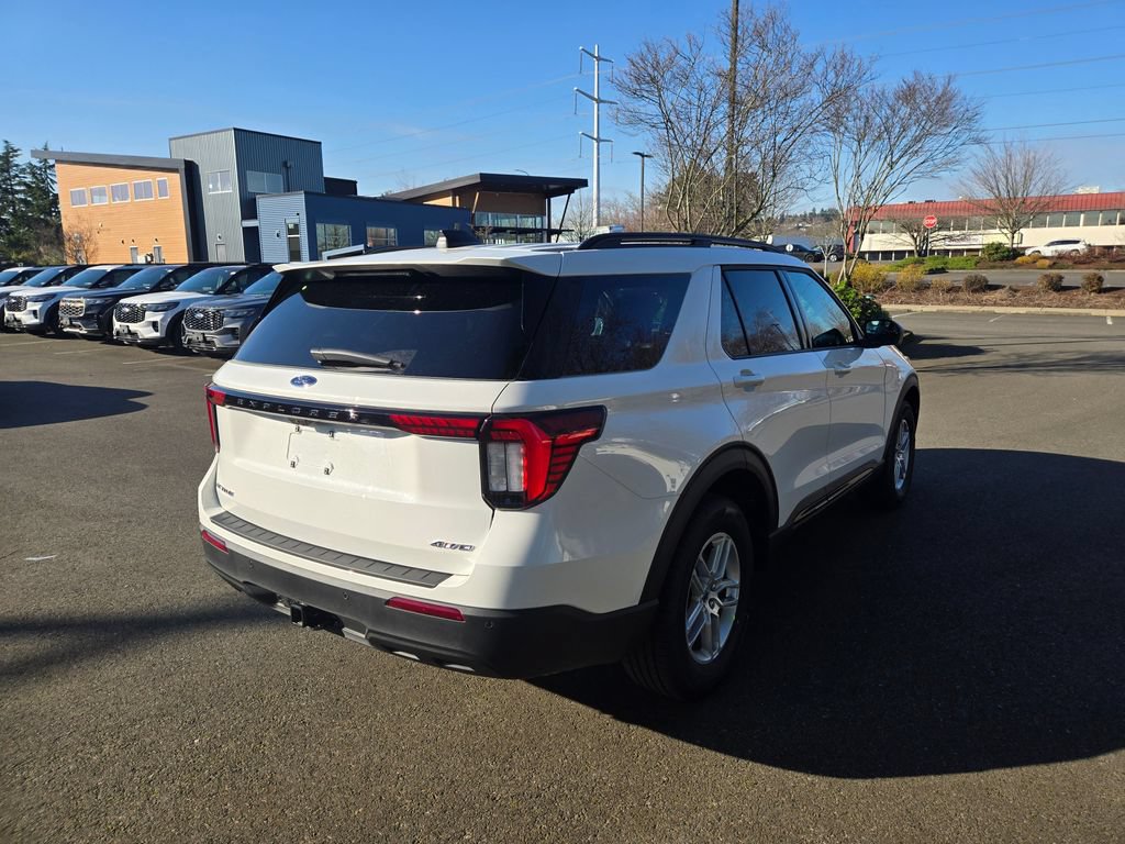 New 2026 Ford Explorer Active AWD/4WD image 5