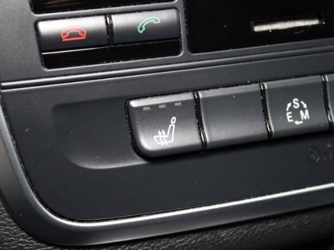 Used 2014 Mercedes-Benz CLA 250 Sport image 17