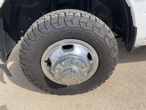 Used 2024 RAM 3500 SLT w/ Quick Order Package 2YG SLT AWD/4WD image 33