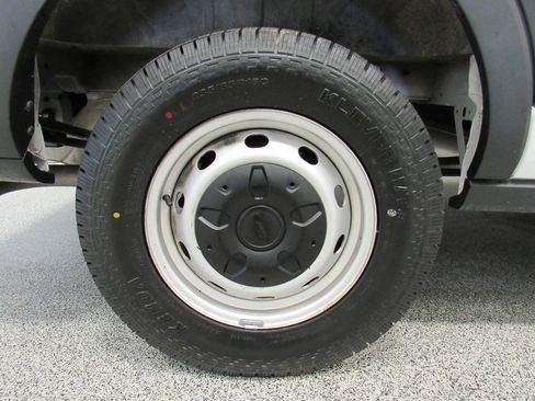 Used 2022 Ford Transit 250 Medium Roof w/ Load Area Protection Package RWD image 14