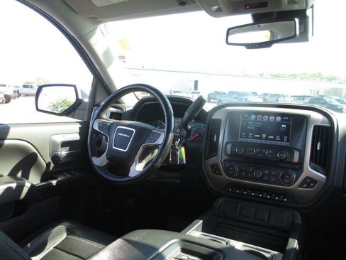 Used 2018 GMC Sierra 1500 Denali w/ Denali Ultimate Package AWD/4WD image 30