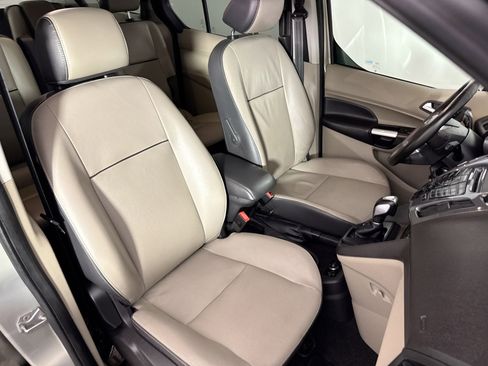 Used 2016 Ford Transit Connect Titanium image 32