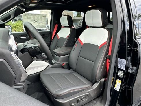 New 2026 GMC Canyon AT4X image 20