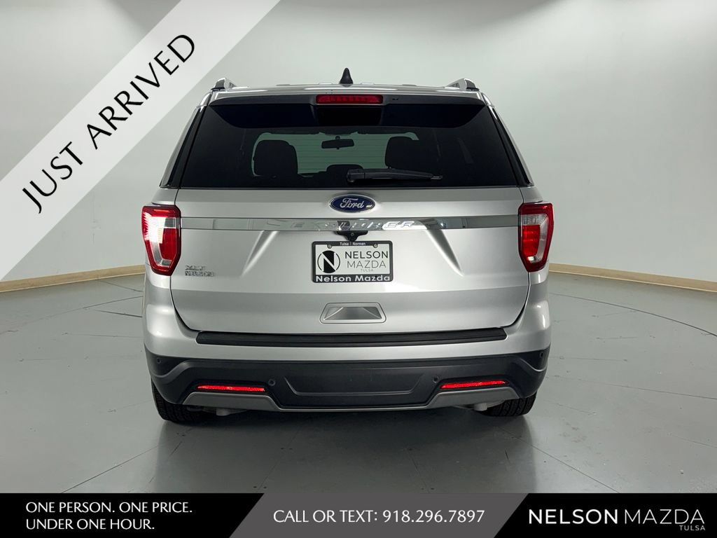 Used 2019 Ford Explorer XLT FWD image 7