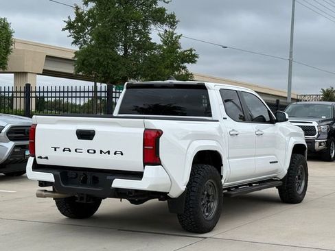 Used 2024 Toyota Tacoma SR5 AWD/4WD image 5