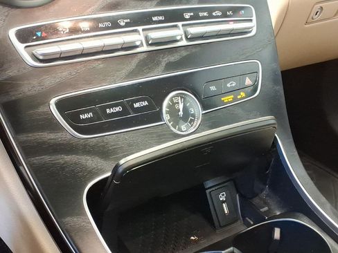 Used 2019 Mercedes-Benz C 300 4MATIC Sedan image 15