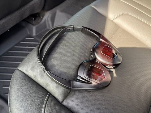 Used 2017 Chevrolet Silverado 1500 LTZ Z71 w/ LTZ Plus Package image 33