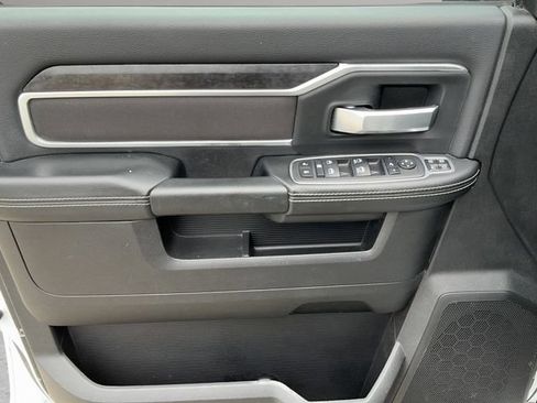 Used 2024 RAM 2500 Big Horn AWD/4WD image 13