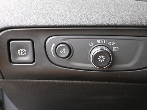 Used 2019 Buick Enclave Avenir w/ Avenir Technology Package image 12