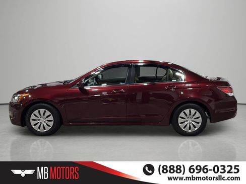 Used 2010 Honda Accord LX image 2