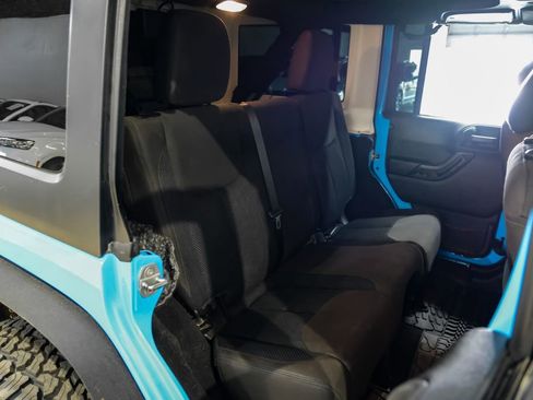 Used 2017 Jeep Wrangler Unlimited Sport AWD/4WD image 31
