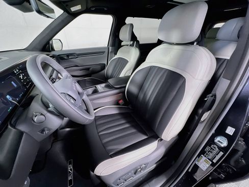 New 2026 Kia EV9 GT-Line AWD/4WD image 19