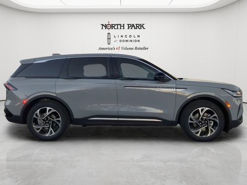 New 2026 Lincoln Nautilus Premier w/ Equipment Group 102A AWD/4WD image 2